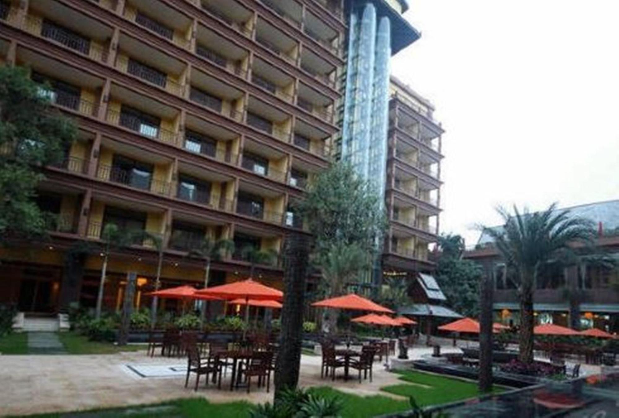 Ramada Plaza Xishuangbanna Hotel Exterior photo