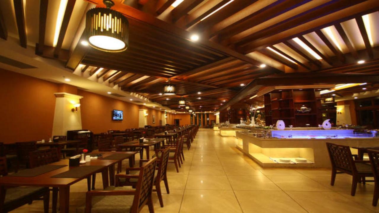 Ramada Plaza Xishuangbanna Hotel Exterior photo